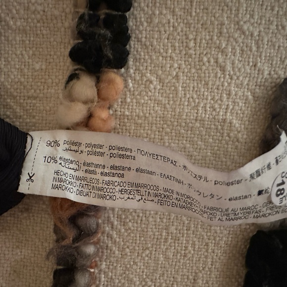 Zara black ribbed bodysuit with cross halter top size medium - Picture 3 of 10